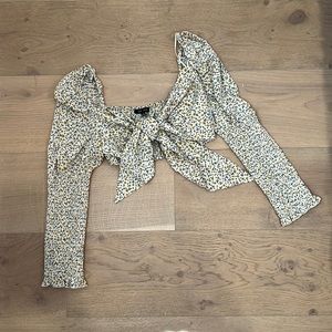 Floral long sleeve crop top
